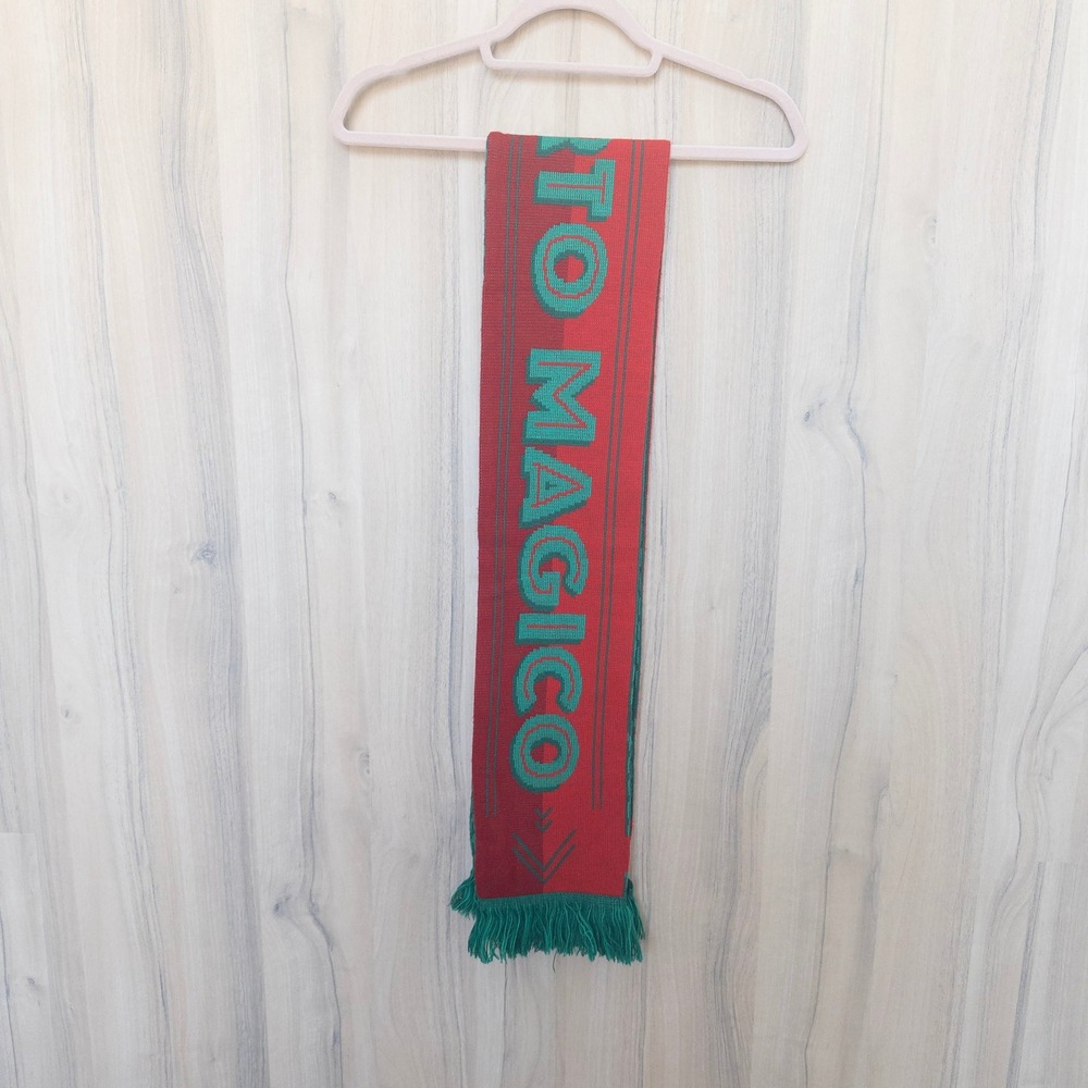 Chicago Fire Section 8 Urbs in Horto Magico Scarf Made Poland Soccer CF97